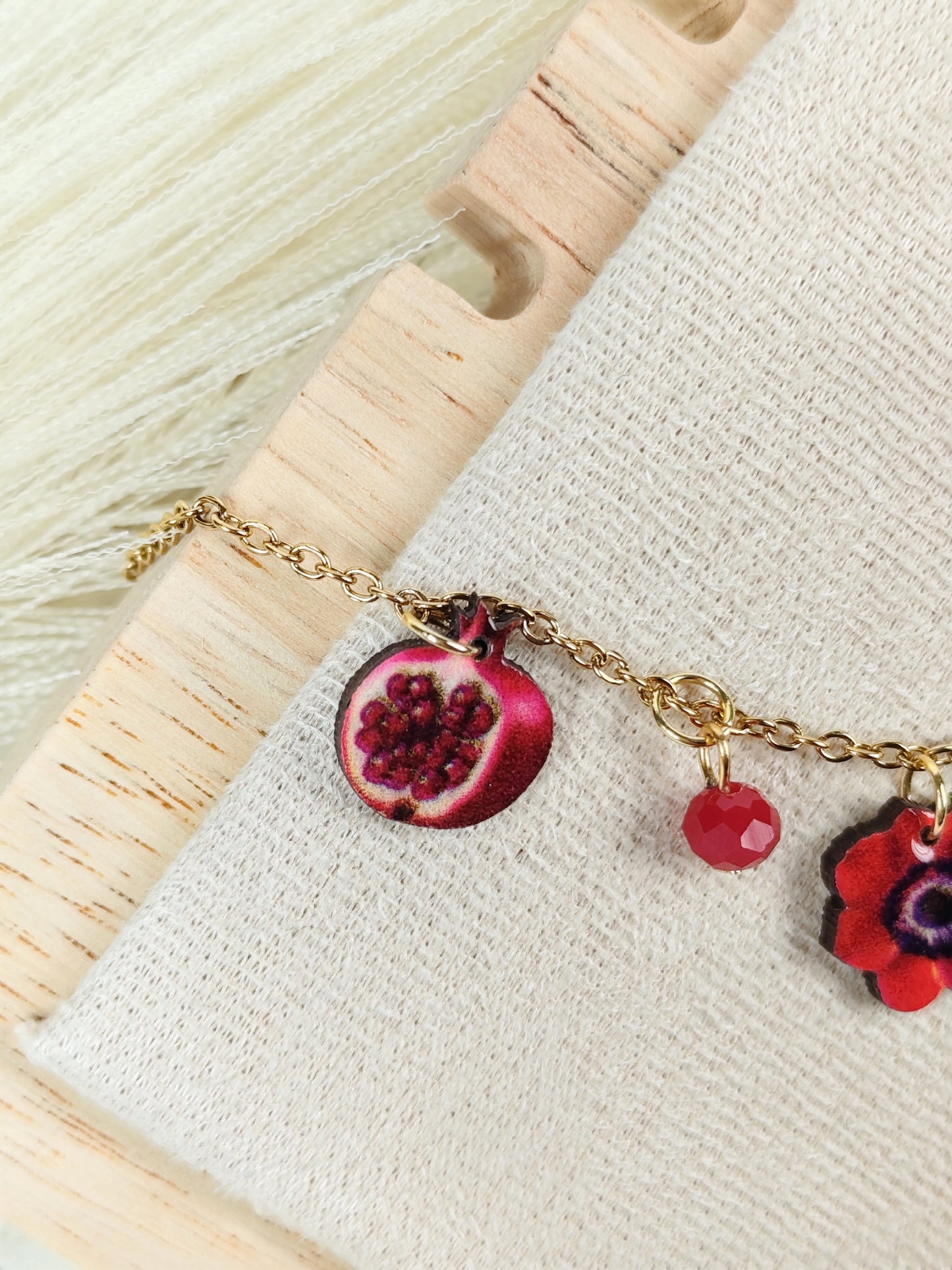 Collana in acciaio "Rosso Ciliegia"