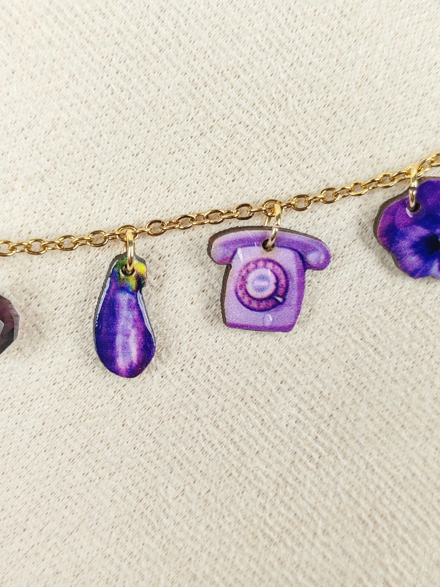 Collana in acciaio "Viola"