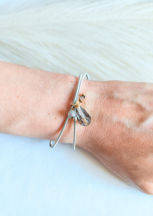 Bracciale elastico in acciaio grigio chiaro