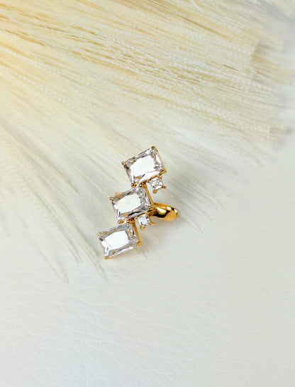 Ear Cuff acciaio dorato con zirconi squadrati