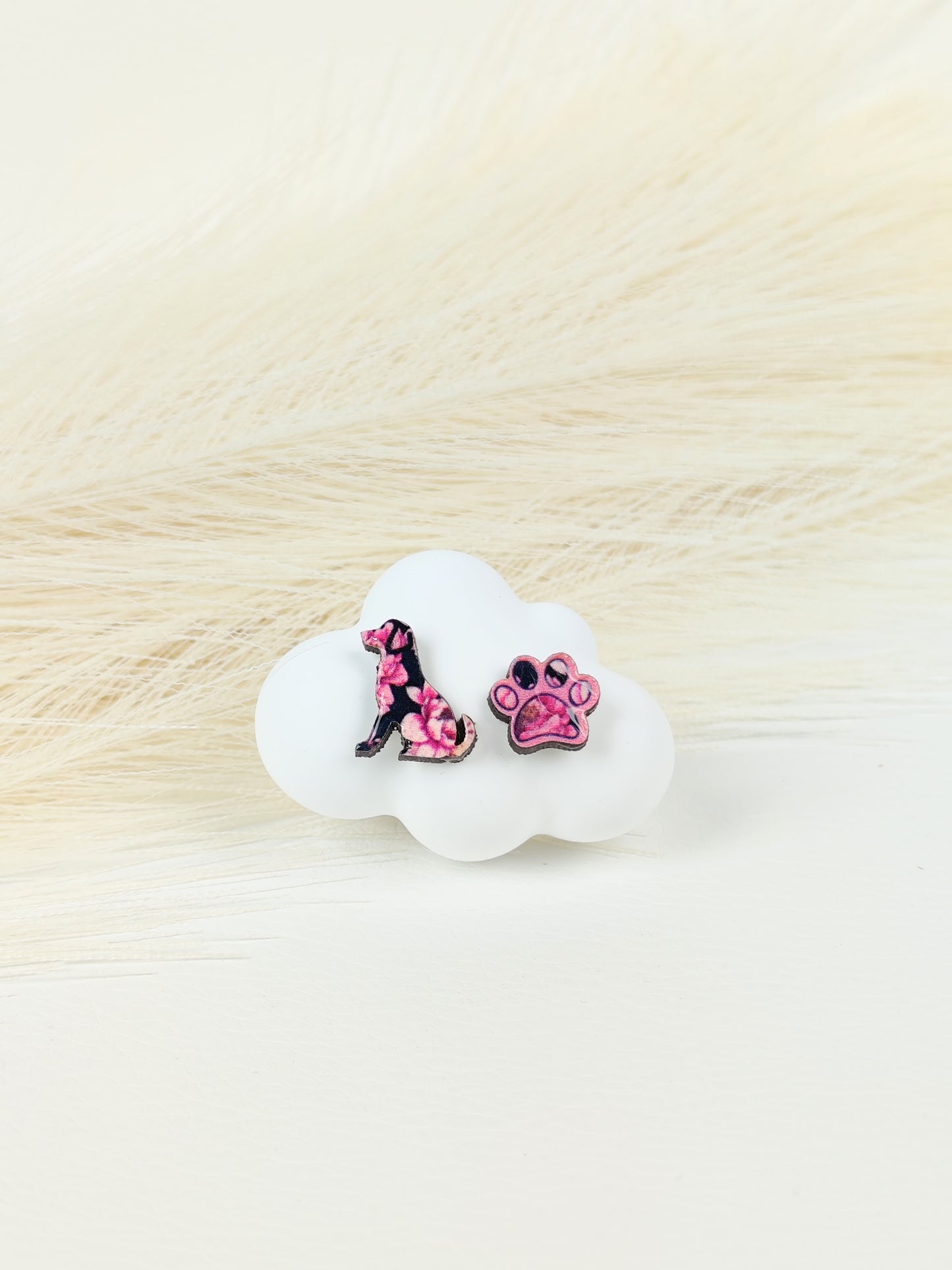Orecchini a lobo cane rosa