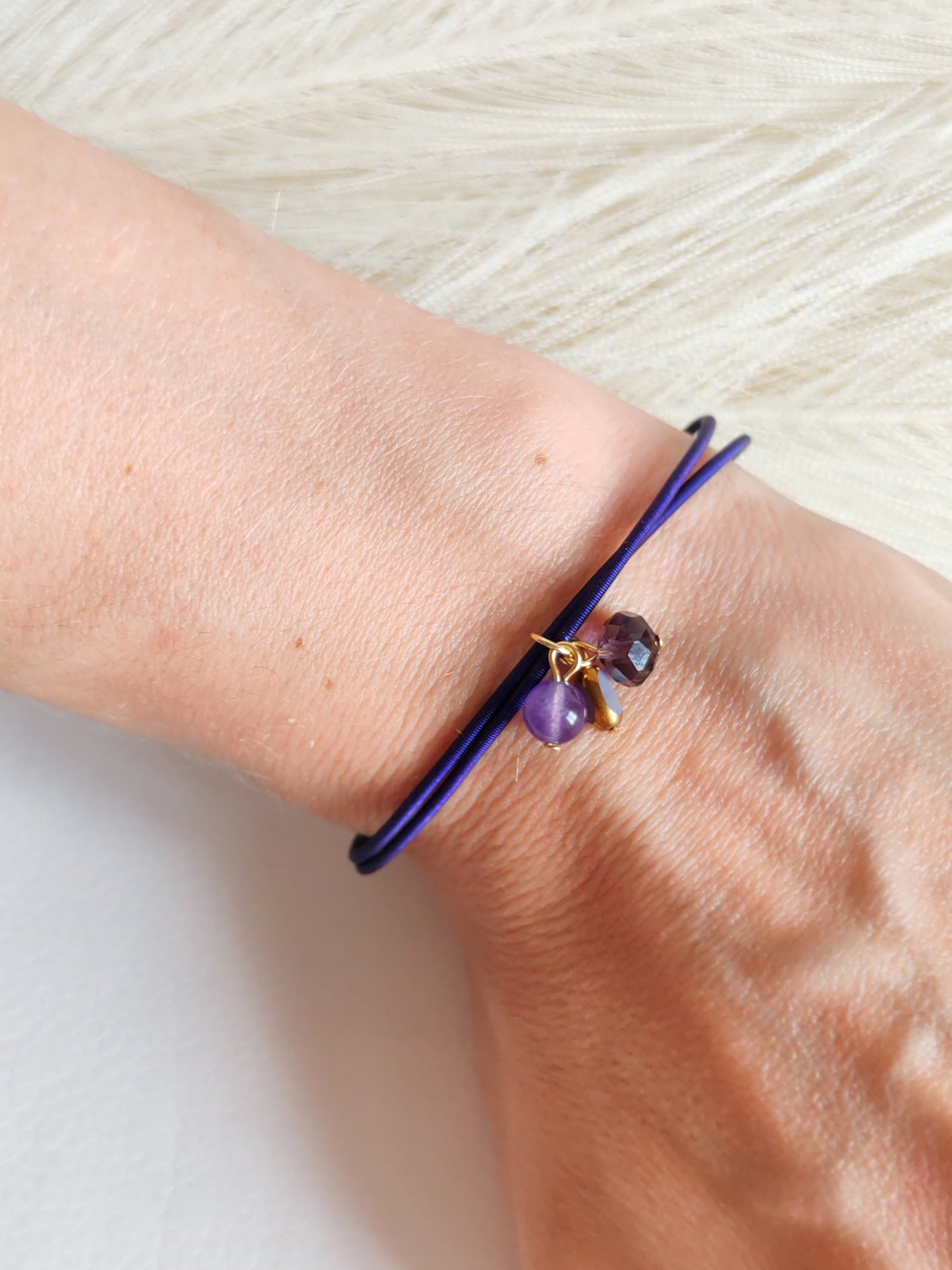 Bracciale elastico in acciaio viola